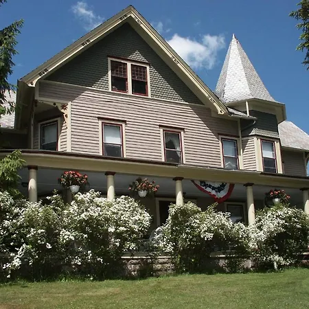 Margaretville Mountain Inn B&B-2