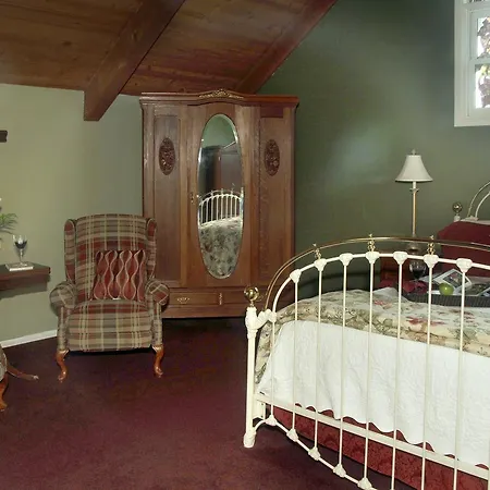 Beazley House-2