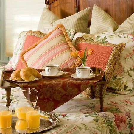 A B&B At The Edward Harris House Inn-2