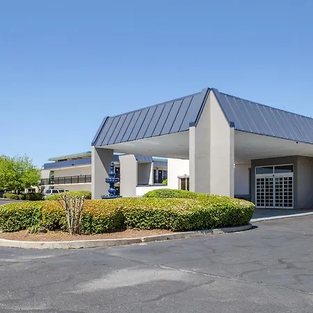 Quality Inn & Suites-2