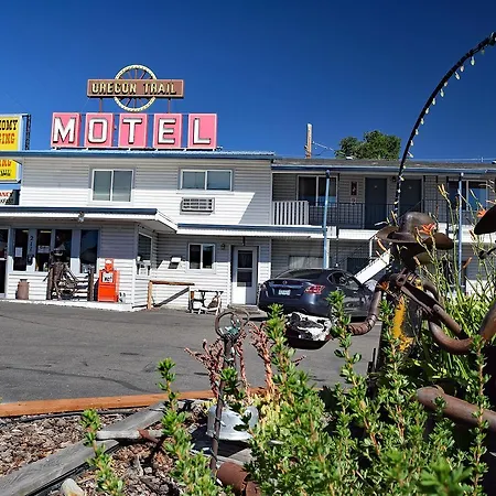 Oregon Trail Motel And Restaurant-3