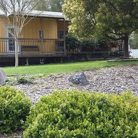 Redwood Inn Willits-3