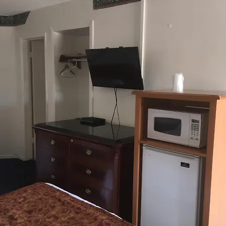 Frontier Motel-2