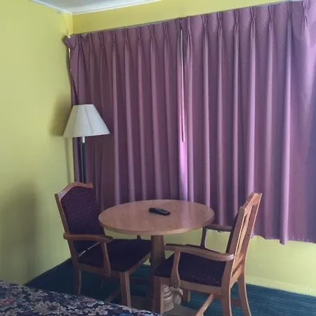 Statesman Inn-2