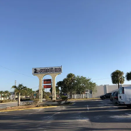 Sunset Inn- Fort Pierce, Fl-3