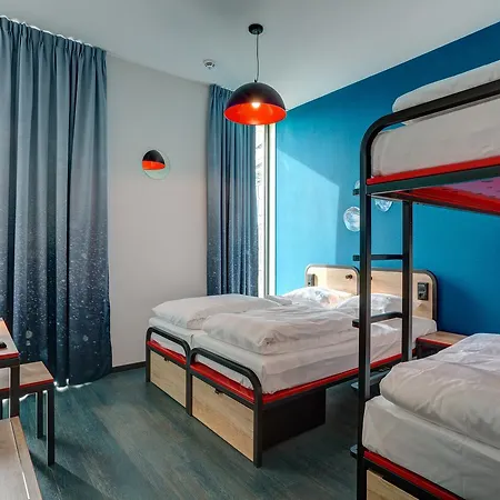 Meininger Hotel Amsterdam Amstel-3