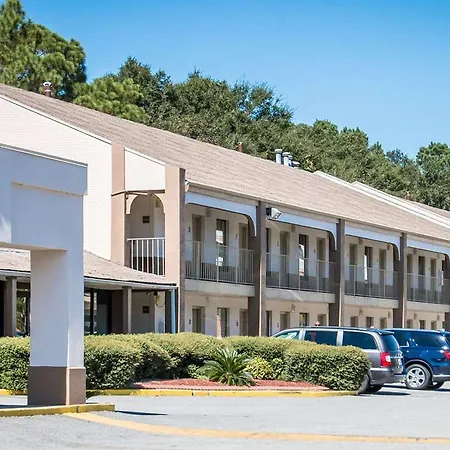 Econo Lodge Beaufort-3