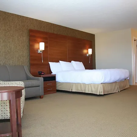 Budget Host Inn & Suites-2