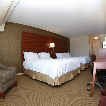 Budget Host Inn & Suites-3