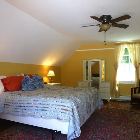 Bartlett Inn-3