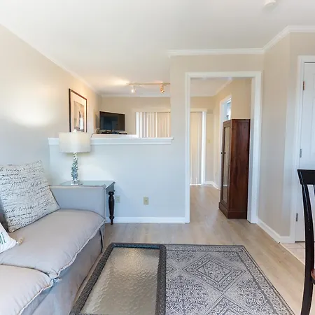 Inn At Fairfield Beach-3