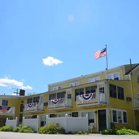 Betty Doon Motor Hotel-3
