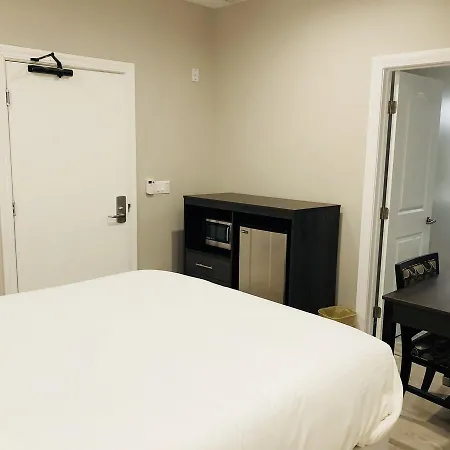 Bay Hotel-2