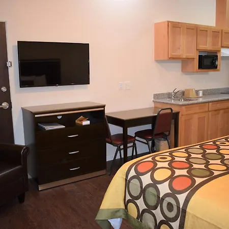 Texas Bungalows Hotel & Suites-2
