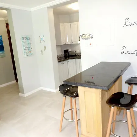Beach One Bedroom Suite A22-3