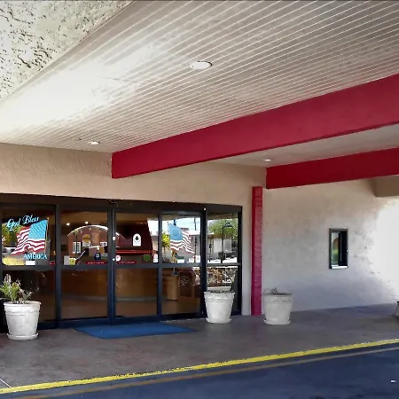 Ramada By Wyndham Mesa Downtown-2