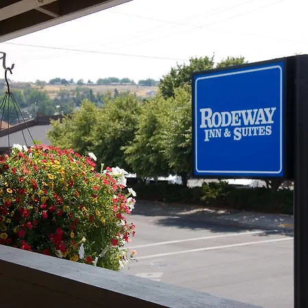 Rodeway Inn & Suites Pendleton-3