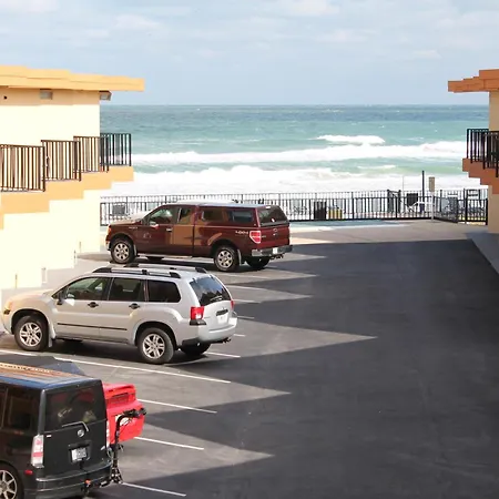 Grand Prix Motel Beach Front-3