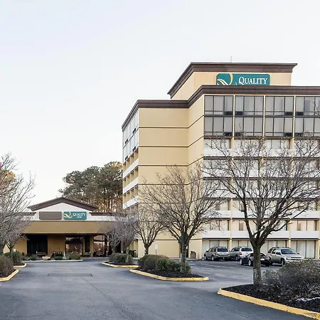 Quality Inn Near Hampton Coliseum-3