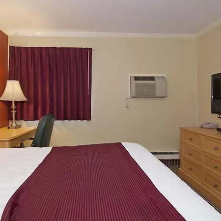 Valley Inn Shakopee-2