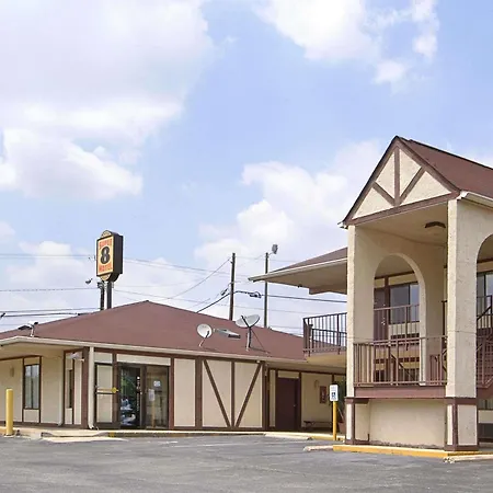 Super 8 By Wyndham Burlington Nc-2