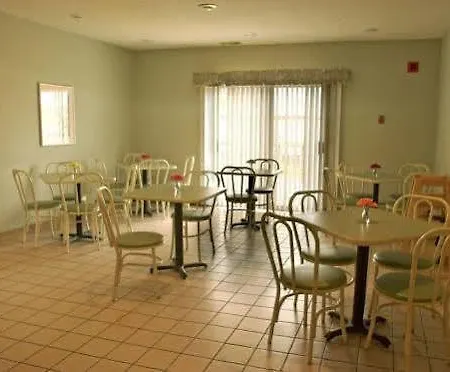 Boarders Inn & Suites By Cobblestone Hotels - Supe-2