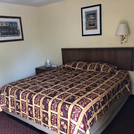 Country Host Inn-2