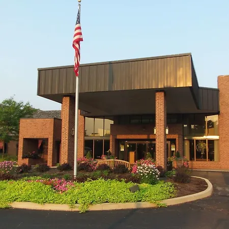 Ramada Plaza By Wyndham Fort Wayne Hotel & Conference Center-3
