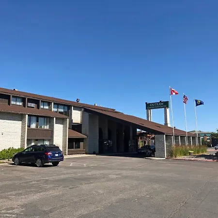 Fairbridge Inn, Suites & Outlaw Conference Center - Kalispell-2
