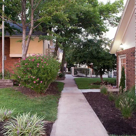 Cloverleaf Suites Kansas City Overland Park-2