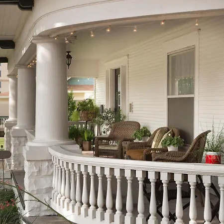 Texas White House B&B-3