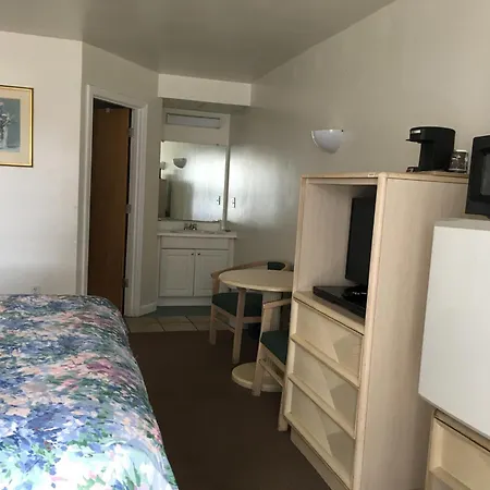 Point 1 Resort & Motel-2