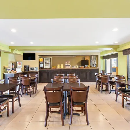 Days Inn By Wyndham San Jose Airport-2