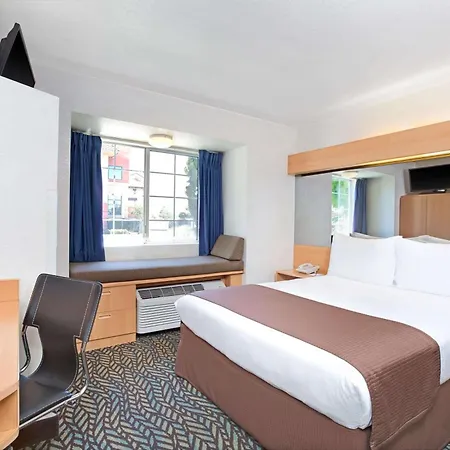 Microtel Inn & Suites, Morgan Hill-3