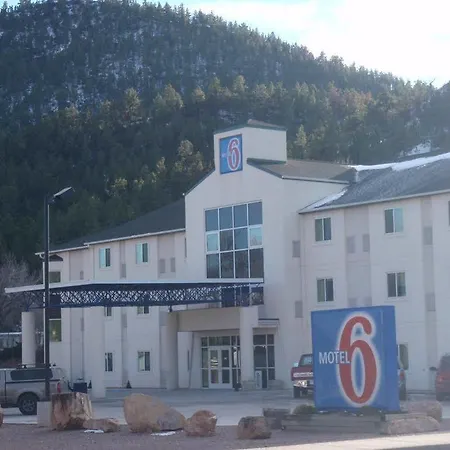 Econo Lodge-2