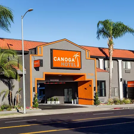 Canoga Hotel At Warner Center-2
