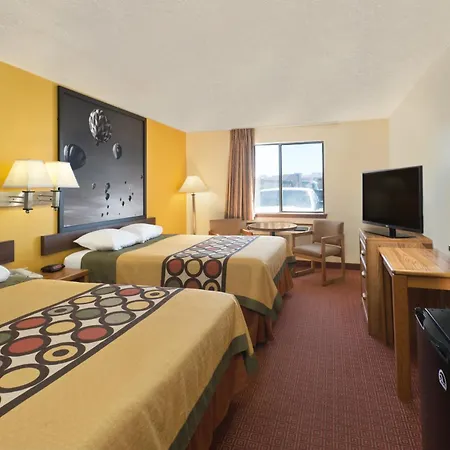 Super 8 By Wyndham Alamogordo - White Sands-3