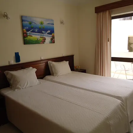 Boutique Hotel Marina S. Roque-3