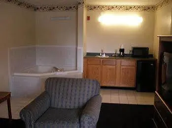 Hampton Bay Plaza And Suites-3