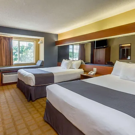 Microtel Inn & Suites By Wyndham Hillsborough-3