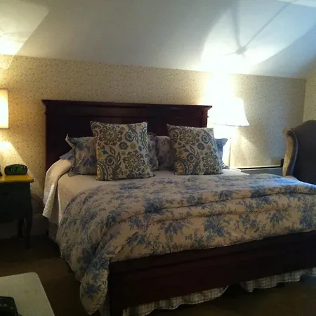 Mary Prentiss Inn-3