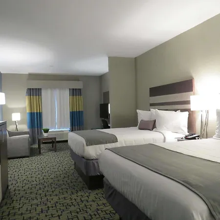 Spark By Hilton Erie-2