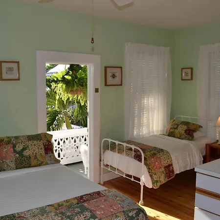 Speakeasy Inn (Adults Only)-3