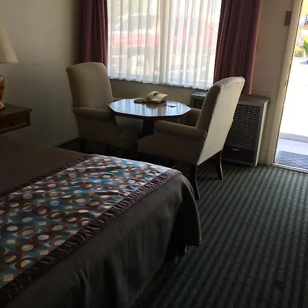 Sunrise Motel-3