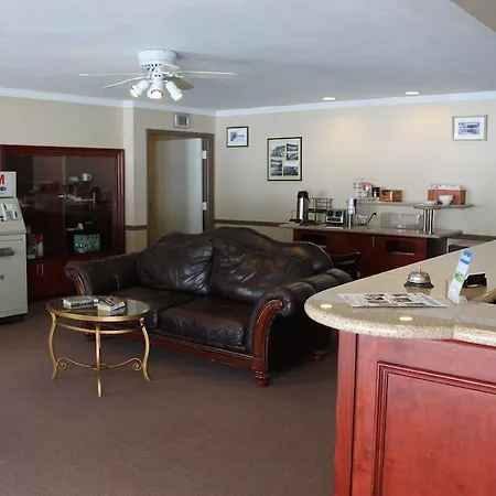 Red Carpet Inn On The Lake - Oneonta-3