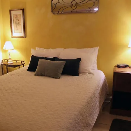 Adam'S Inn-2