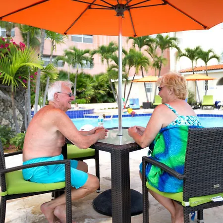 Paradise Harbour Club & Marina-2