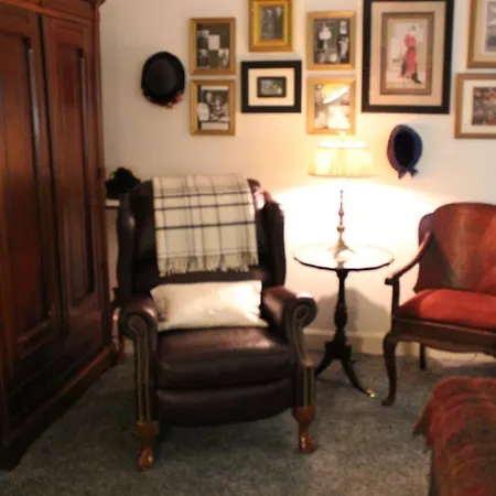 Red Bluff Cottage-3