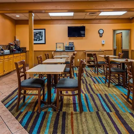 Surestay Hotel By Best Western Mcpherson-3
