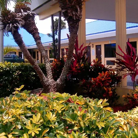 Budget Inn Of Okeechobee-3